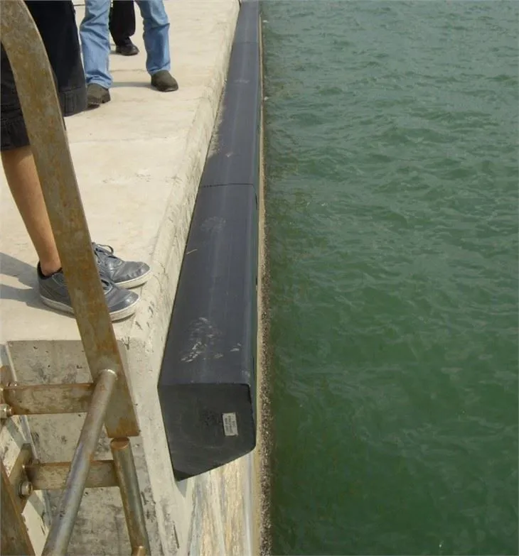 Vores del moll de defensa marina HDPE